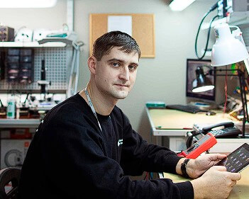 Мастер сервисного центра по ремонту техники Hiden